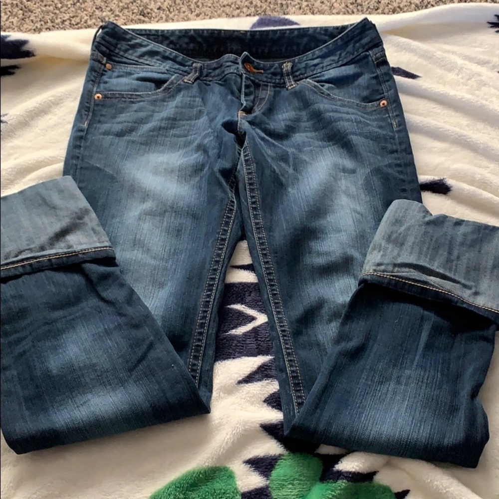 Cuffed non-distressed jeans